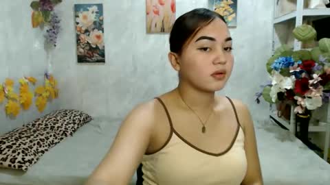 urasian_kat online show from June 2026 12:32:02 AM