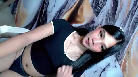urasian_latinaxxx online show from June 2026 05:39:02 PM
