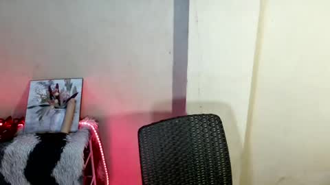 urasian_mary online show from April 2026 05:04:02 PM
