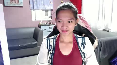 Snapshot of urasian_newra chatting on October 2025 07:40:02 AM NEWRA ALLISON online show from October 2025 07:40:02 AM