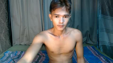 urasian_rey online show from June 2026 10:30:01 AM