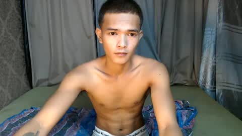 urasian_rey online show from June 2026 10:30:02 AM