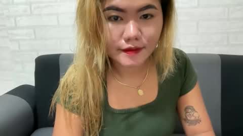 Snapshot of urasianblairexxx chatting on November 2025 09:21:01 AM urasianblairexxx online show from November 2025 09:21:01 AM