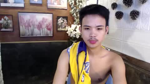 Snapshot of urasiancumboix2 chatting on October 2025 04:39:02 PM urasiancumboix2 online show from October 2025 04:39:02 PM