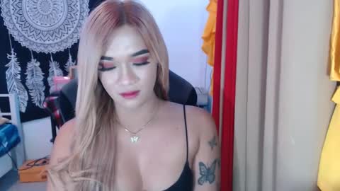 jess online show from December 2024 09:39:02 AM