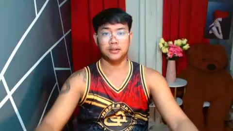 urasiankyler online show from June 2026 05:19:02 PM