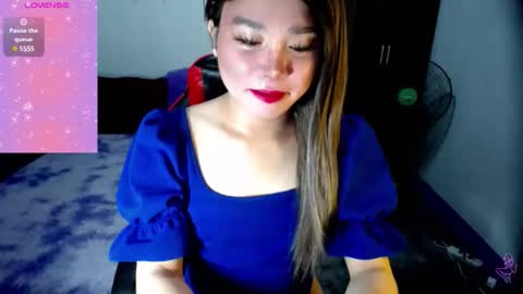 KENDRA online show from November 2025 02:22:01 AM