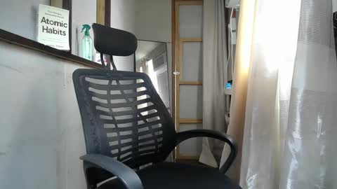 Snapshot of urasiantserika chatting on December 2024 02:33:01 AM Erika online show from December 2024 02:33:01 AM