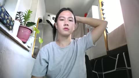 Erika online show from April 2026 02:10:01 AM