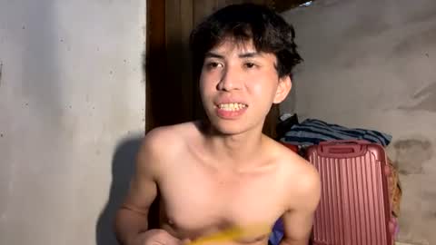 urasiantwinkx online show from June 2026 04:34:02 AM
