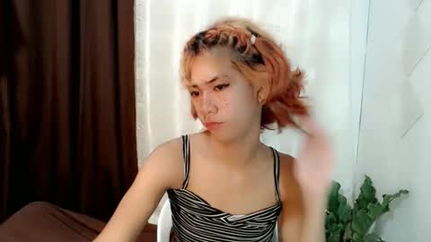 urasianyana online show from May 2026 12:34:02 PM