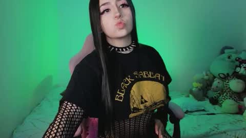 Danielle  online show from March 2026 09:31:02 AM