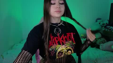 Danielle  online show from May 2026 10:09:01 AM