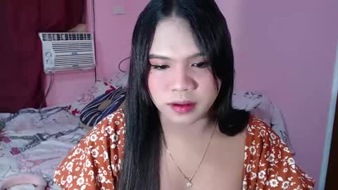 Snapshot of urbabysofia0305 chatting on January 2025 03:36:02 PM Sofia online show from January 2025 03:36:02 PM