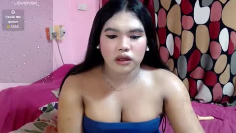 Snapshot of urbabysofia0305 chatting on October 2025 11:32:02 AM Sofia online show from October 2025 11:32:02 AM