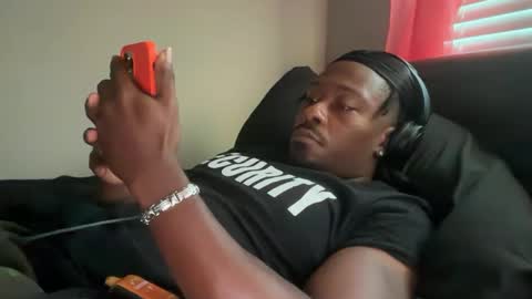 urbandick5 online show from October 2025 01:00:02 PM