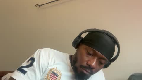 urbandick5 online show from February 2026 06:58:01 PM