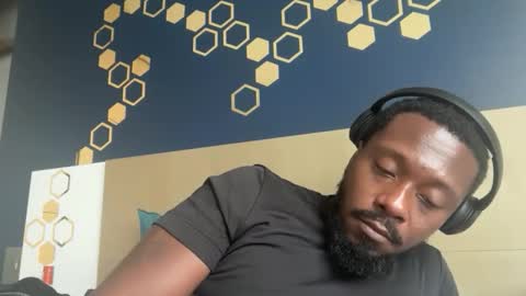 urbandick5 online show from March 2026 12:30:02 PM