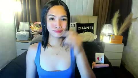 Snapshot of urblossom_princess chatting on October 2025 03:57:02 PM urblossom_princess online show from October 2025 03:57:02 PM