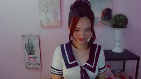 urblossom_princess online show from June 2026 06:23:01 PM