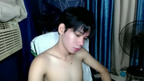Snapshot of urboytoyheaven chatting on June 2026 05:05:02 AM urboytoyheaven online show from June 2026 05:05:02 AM