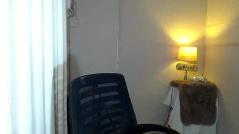 Snapshot of urcrushnextdoor_ chatting on March 2025 04:56:02 AM urcrushnextdoor_ online show from March 2025 04:56:02 AM