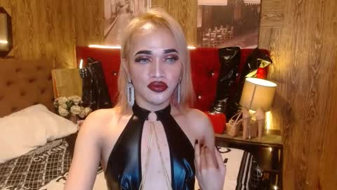 KENDALL online show from January 2025 04:22:01 PM