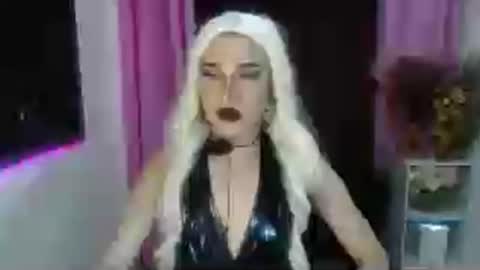 KENDALL online show from October 2025 12:02:01 PM