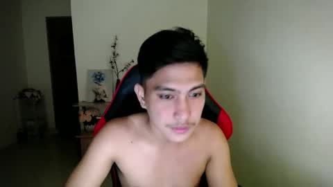 Dannie online show from November 2025 07:56:02 PM