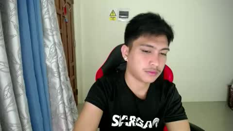 Dannie online show from December 2025 07:53:02 PM