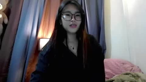 sweet yuri online show from August 2026 08:19:01 PM