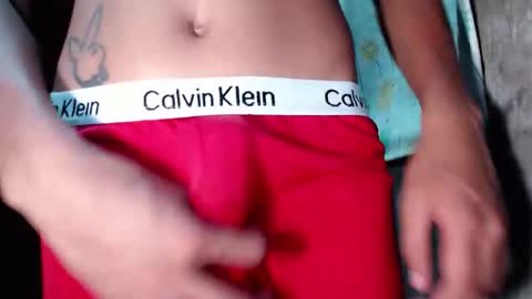 urdreamboy_clarin online show from April 2026 07:52:01 AM