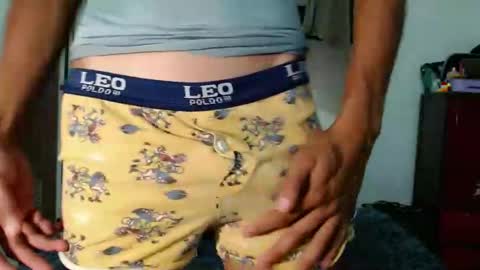 urdreamboy_clarin online show from June 2026 09:15:01 AM