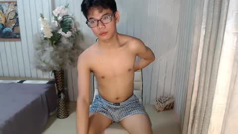 urdreamboy_doms online show from April 2026 06:27:02 PM