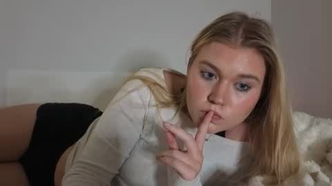 Snapshot of urfavcollegegirl chatting on November 2025 12:54:01 AM Maryia Kay online show from November 2025 12:54:01 AM