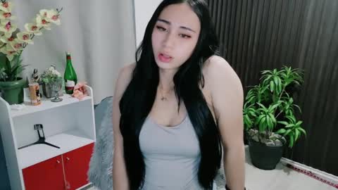 urfave_bbgirl online show from March 2026 11:05:01 AM