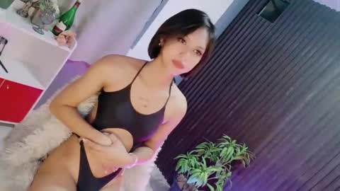 Snapshot of urfavouriteaddiction chatting on March 2026 06:26:02 PM Rianne online show from March 2026 06:26:02 PM