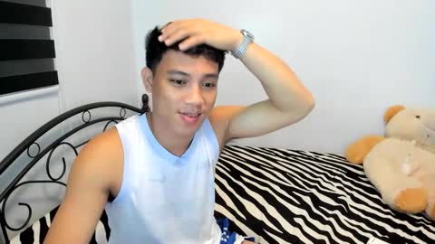 urfucker_vinz online show from May 2026 03:30:01 PM