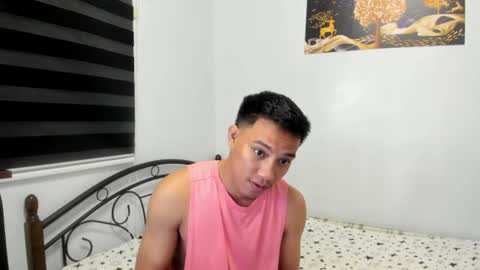 urfucker_vinz online show from July 2026 03:39:01 PM
