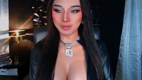 My bella 3 online show from October 2025 08:55:02 AM