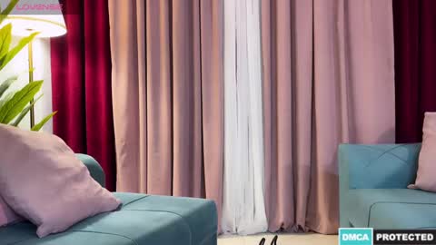 Jenny online show from December 2024 07:00:02 PM