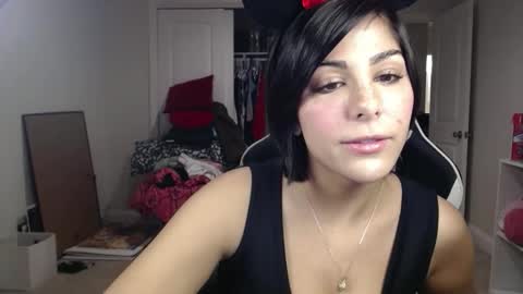 Snapshot of urgoddessmarla chatting on December 2025 12:15:01 AM Goddess Marla online show from December 2025 12:15:01 AM