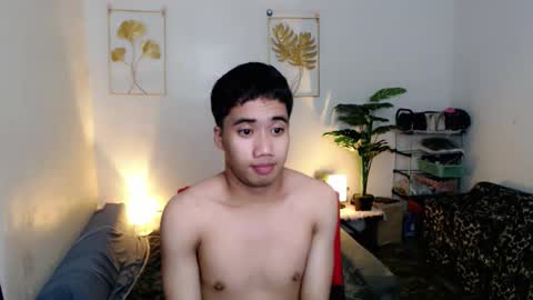 Snapshot of urguy_habibi chatting on December 2025 05:19:02 PM Bib online show from December 2025 05:19:02 PM