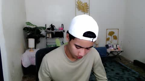 Snapshot of urguy_habibi chatting on January 2026 07:38:01 PM Bib online show from January 2026 07:38:01 PM