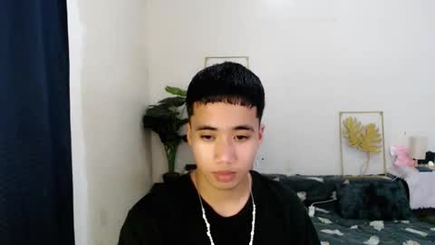 Snapshot of urguy_habibi chatting on January 2026 05:17:02 PM Bib online show from January 2026 05:17:02 PM