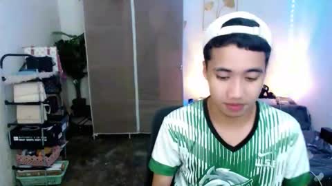 Snapshot of urguy_habibi chatting on February 2026 10:47:02 PM Bib online show from February 2026 10:47:02 PM