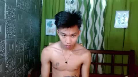 Snapshot of urguy_xian chatting on December 2024 02:47:01 AM xian online show from December 2024 02:47:01 AM