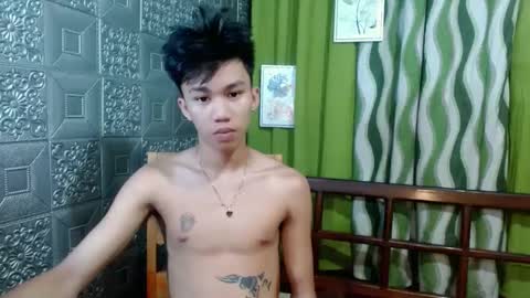 Snapshot of urguy_xian chatting on December 2024 04:56:01 AM xian online show from December 2024 04:56:01 AM