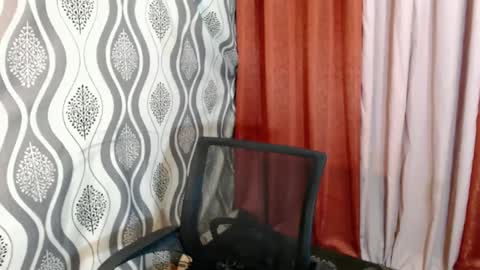 Snapshot of urguy_xian chatting on December 2024 01:59:01 AM xian online show from December 2024 01:59:01 AM