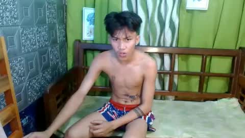 Snapshot of urguy_xian chatting on January 2025 06:45:01 AM xian online show from January 2025 06:45:01 AM